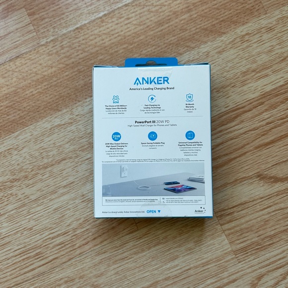 USB-C Charging Block - Picture 2 of 2